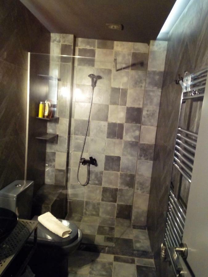 Agias Sofias Suite Thessaloniki Exterior photo